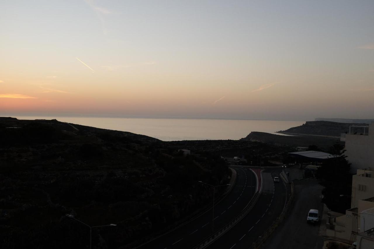 Sunset And Seaview Apartment -Brand New Mellieha Exterior photo
